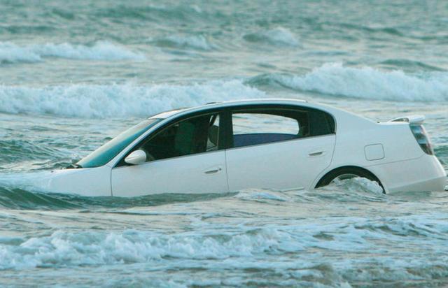 流量卡掉进水里