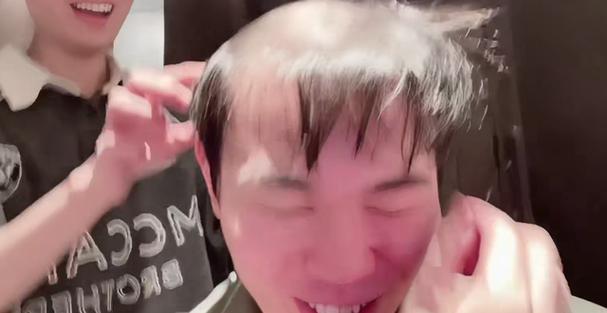 桑杰流量卡视频