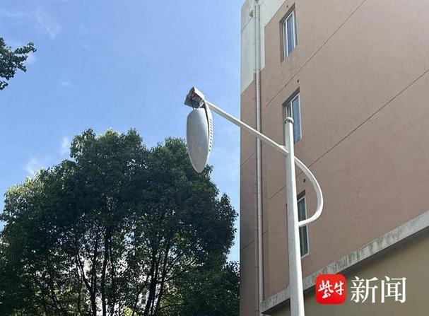 路灯内有流量卡