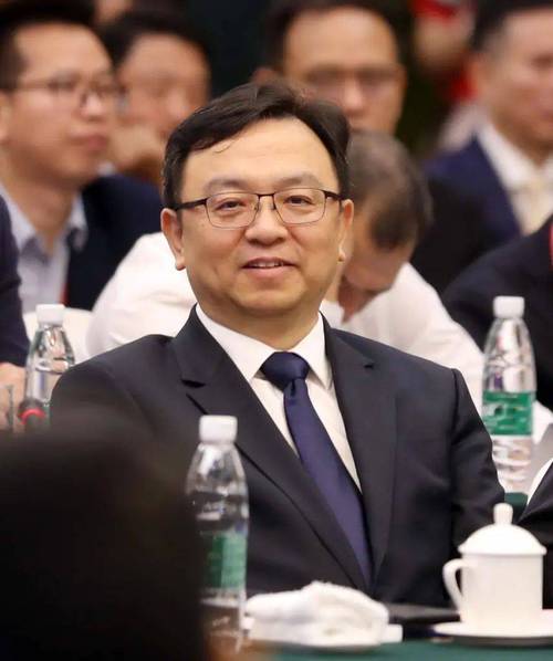 比亚迪如何订购流量卡