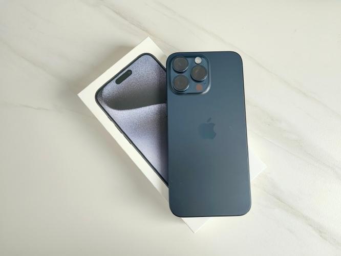 拼多多百亿补贴活动中的iPhone 15是否为正品？如何辨别真伪？
