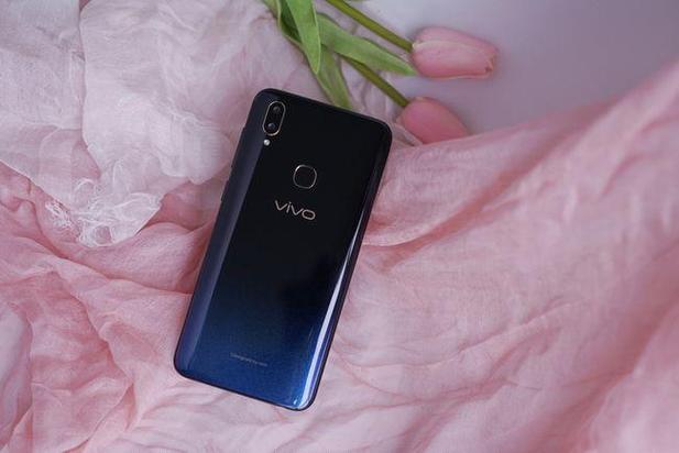 vivoz3开流量时为何会出现卡顿现象？