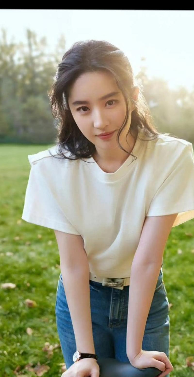 抖音刘亦菲小姐姐叫什么