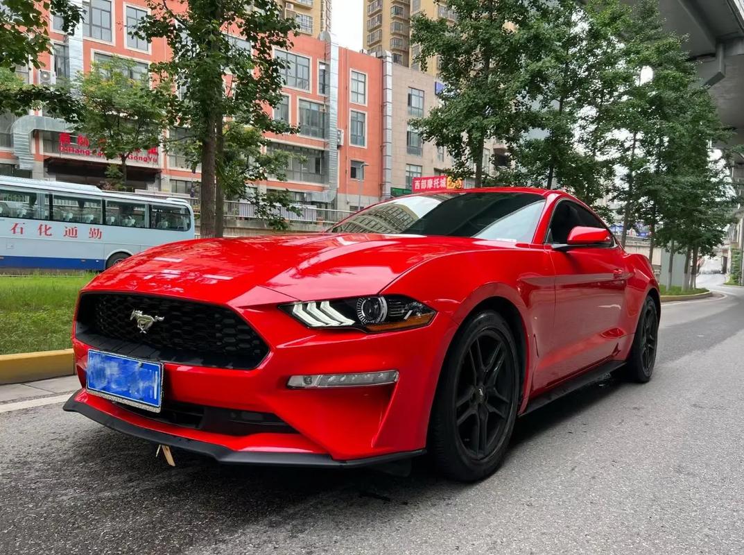 抖音红色老爷车是什么车