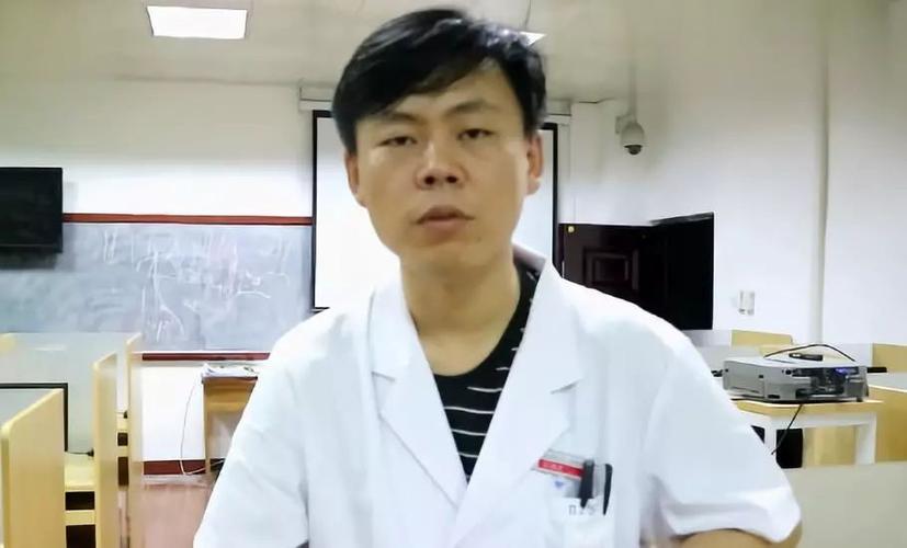抖音里有个医生叫什么叔