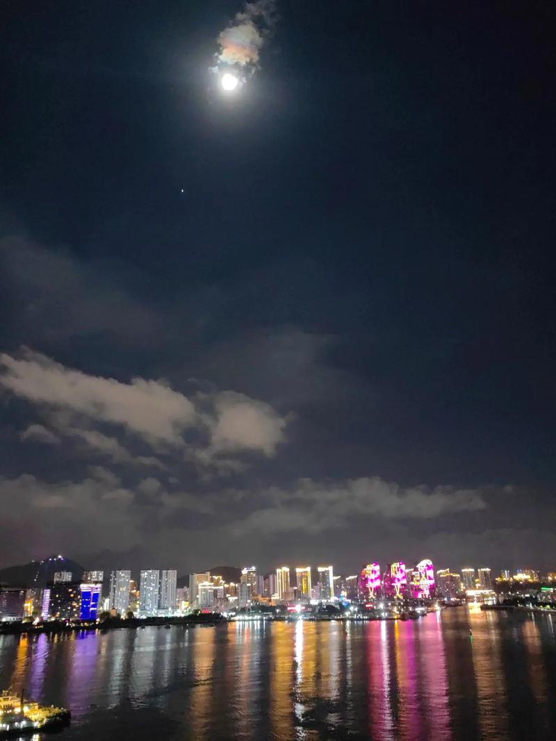 抖音三亚夜景歌曲叫什么