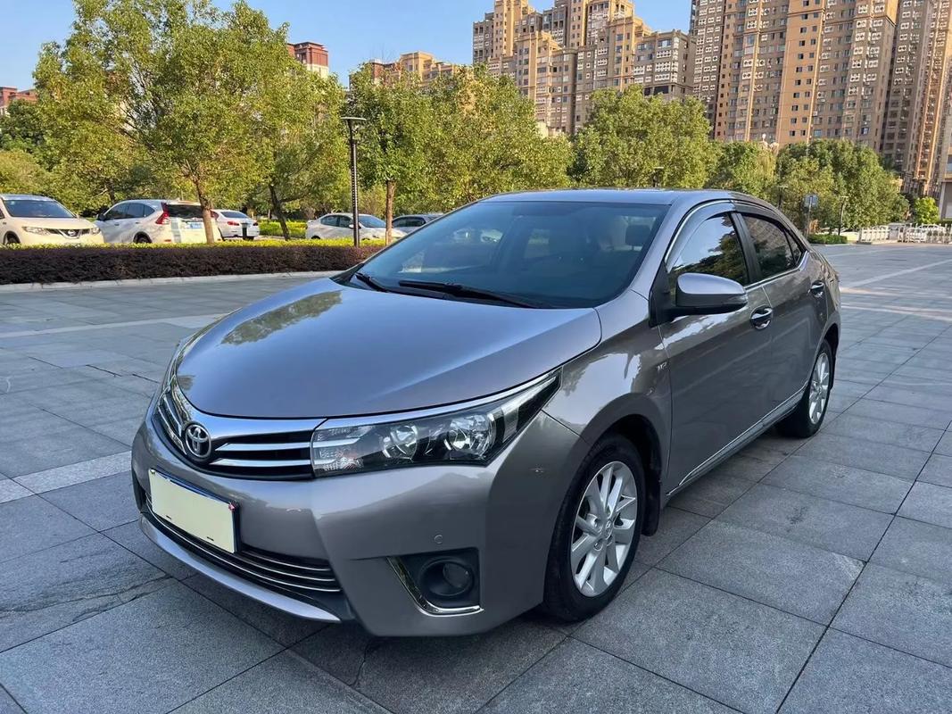抖音蓝色方向盘是什么车