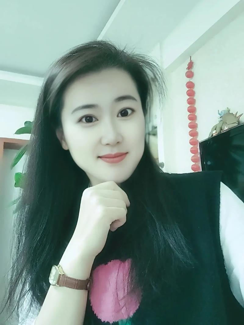 抖音80岁的女人叫什么