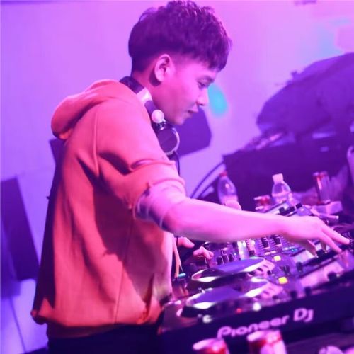 抖音车总喊麦是什么歌