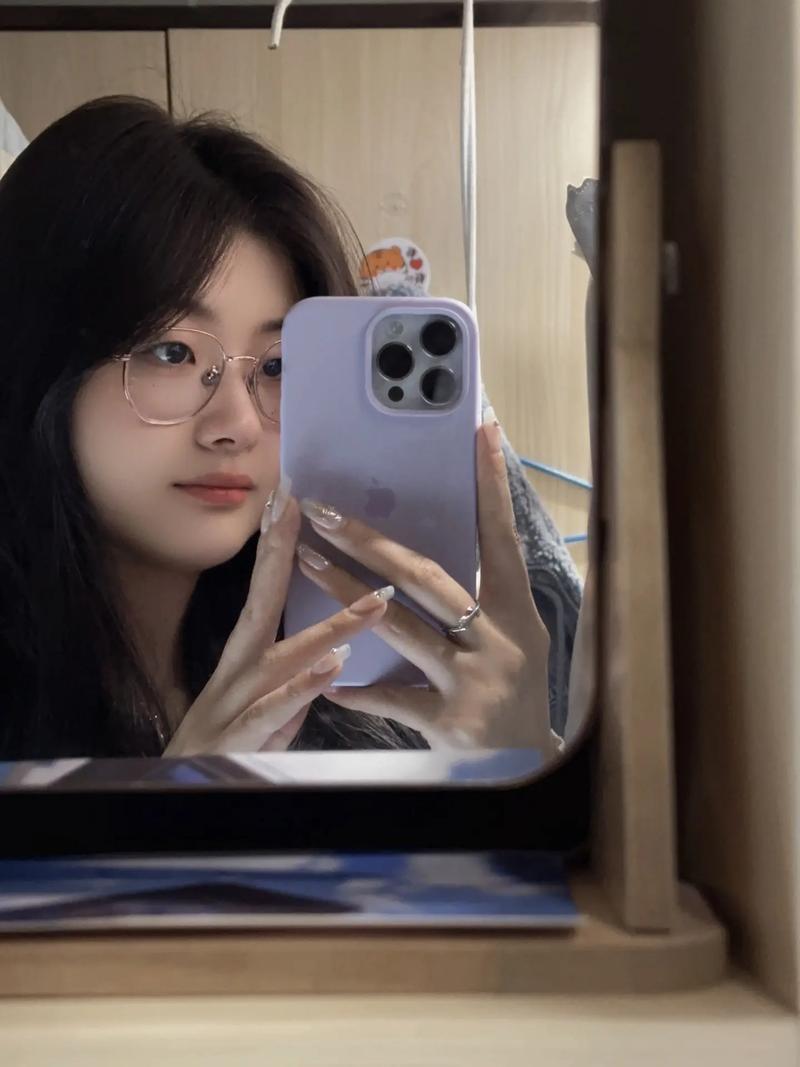 为什么女生爱听抖音歌呢