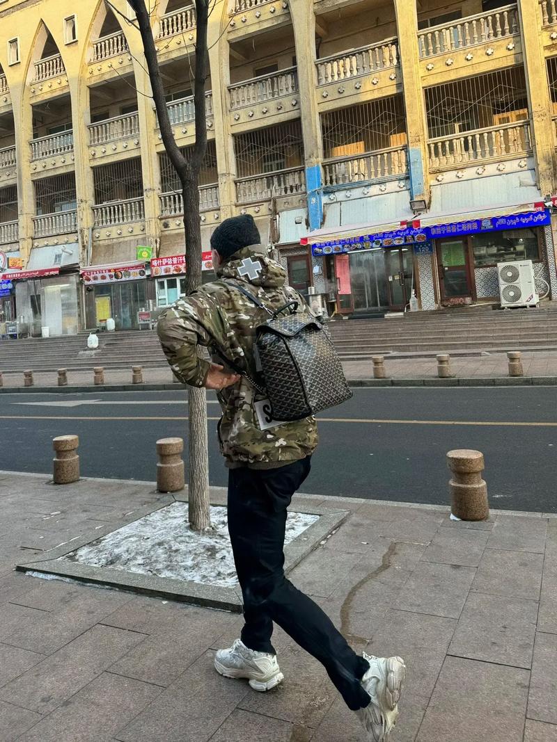 抖音新疆博主叫什么爷爷