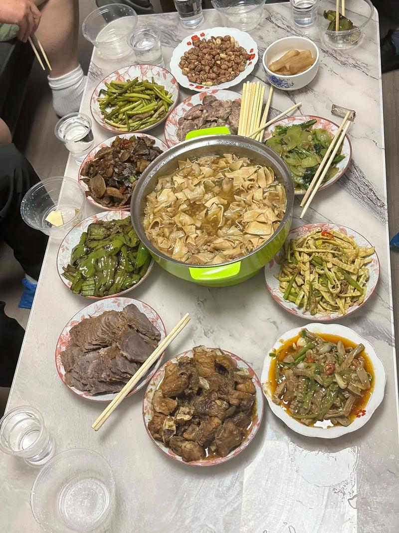 抖音的吃饭是什么意思啊