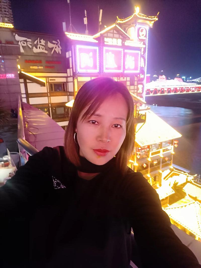 没活干在家拍抖音玩什么