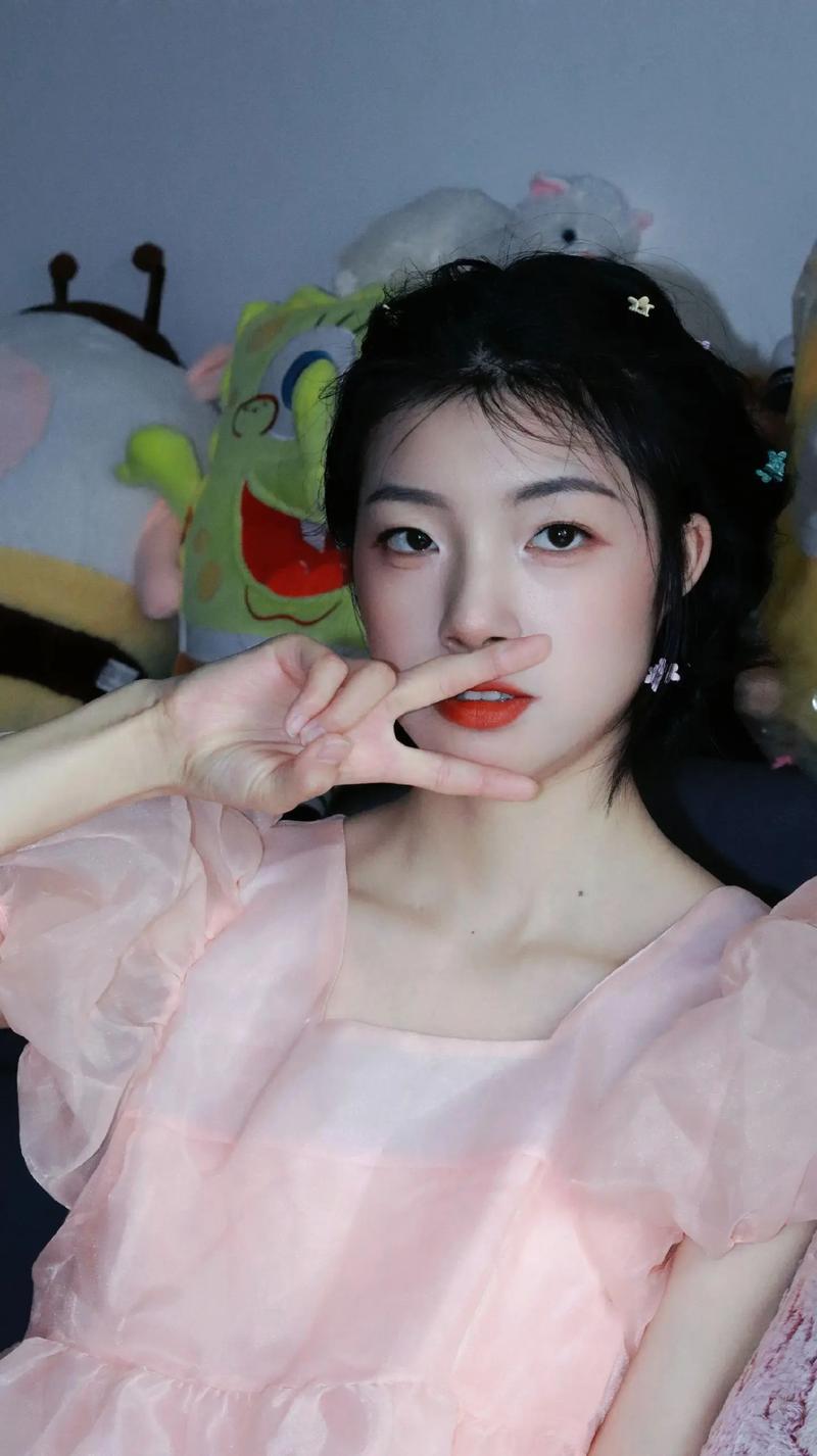 抖音很丧的小助手叫什么
