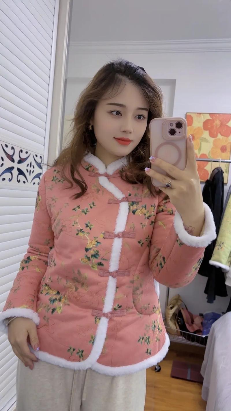 抖音东北女网红叫陈什么
