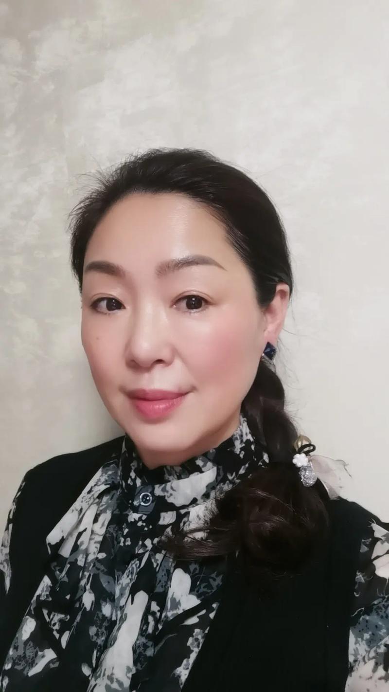 抖音80岁的女人叫什么