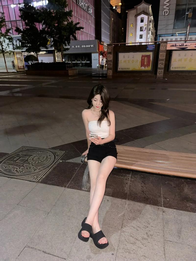 抖音小喆是做什么的