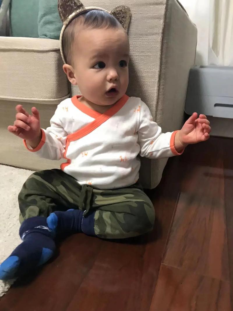 抖音外国人的宝贝叫什么