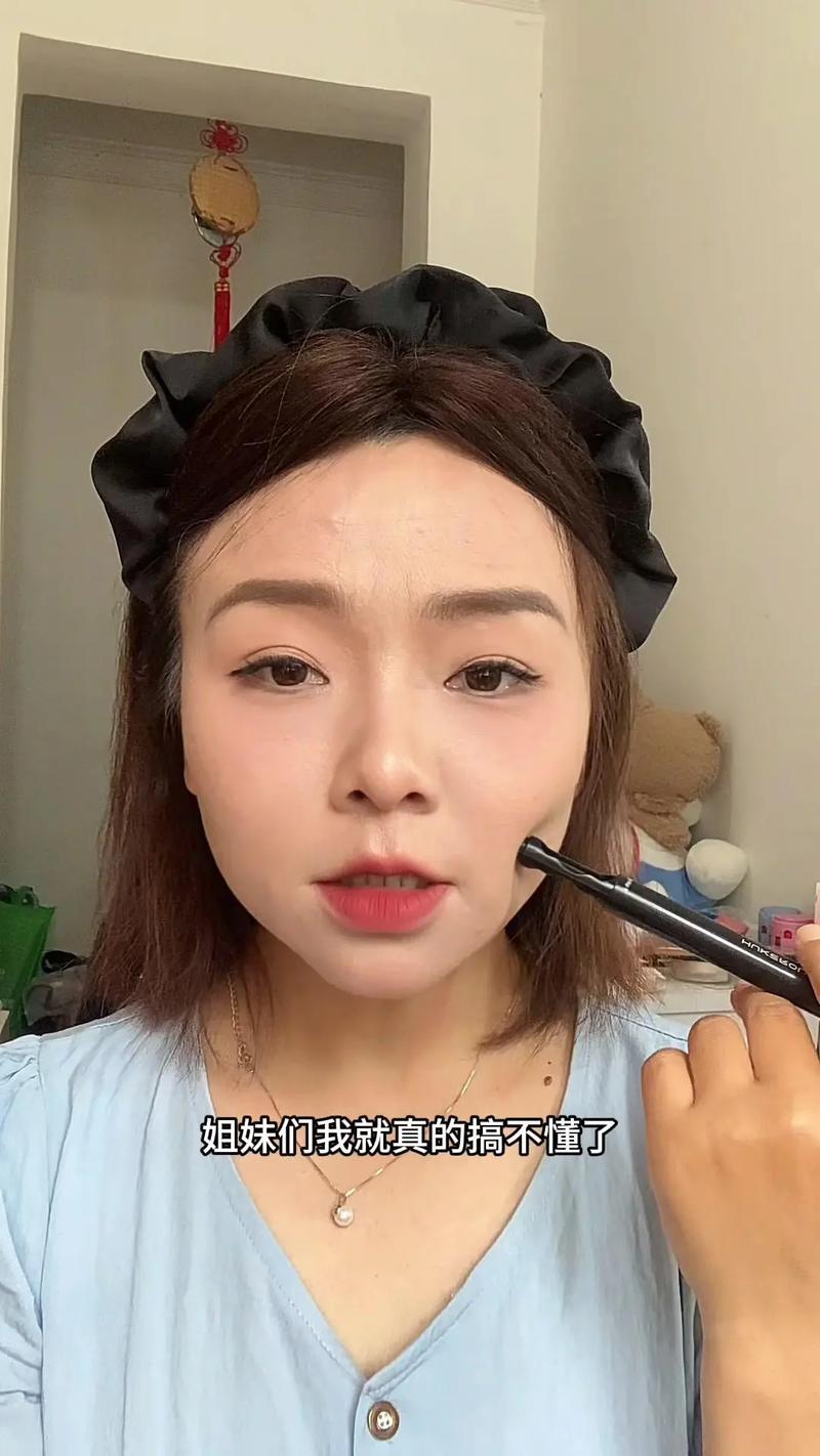 为什么拍抖音的皮肤偏红