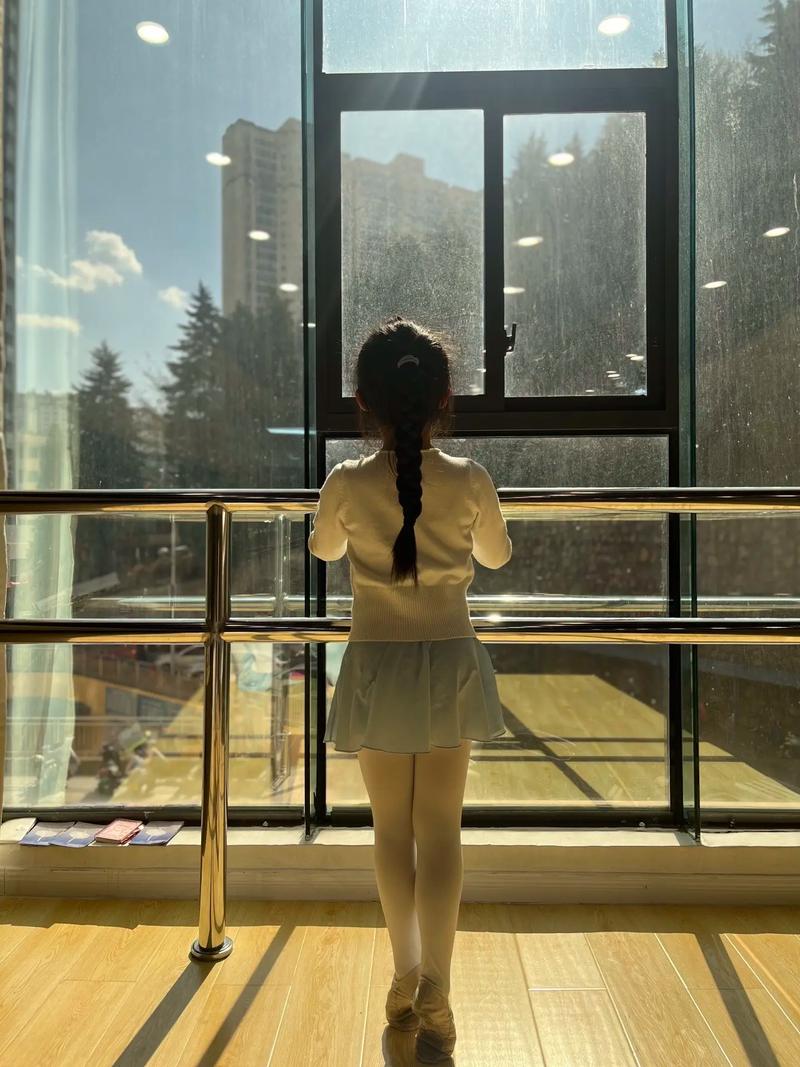 抖音里跳的动感舞叫什么