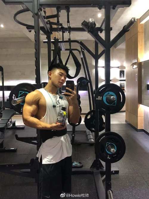 抖音肌肉男网红叫什么