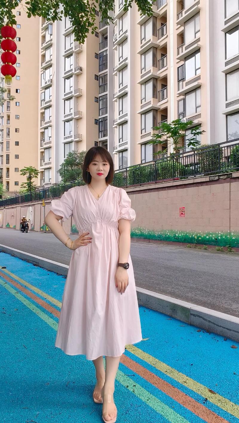 抖音的夜之光是什么歌