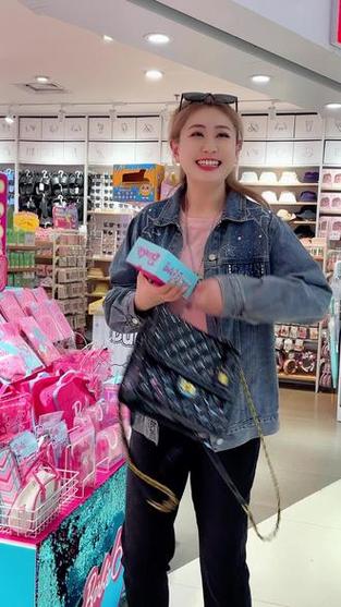 抖音卖女装大主播叫什么