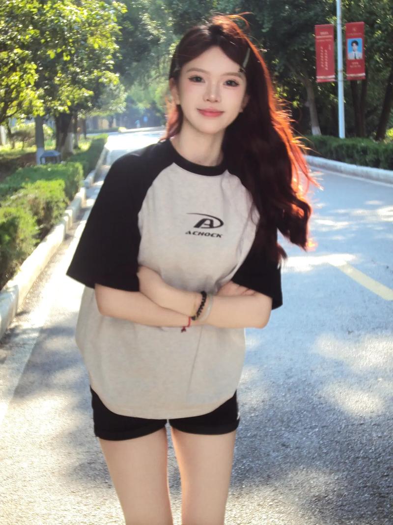 抖音吹口哨的女的叫什么