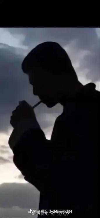 人世间什么最美丽抖音男