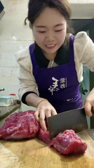 抖音老板娘的烤肉是什么