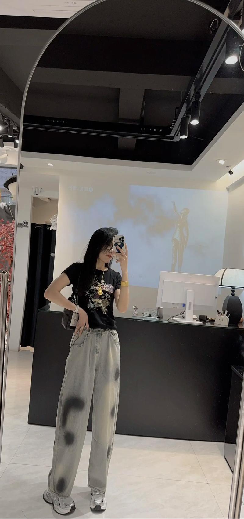洪濑荣丰抖音号是什么