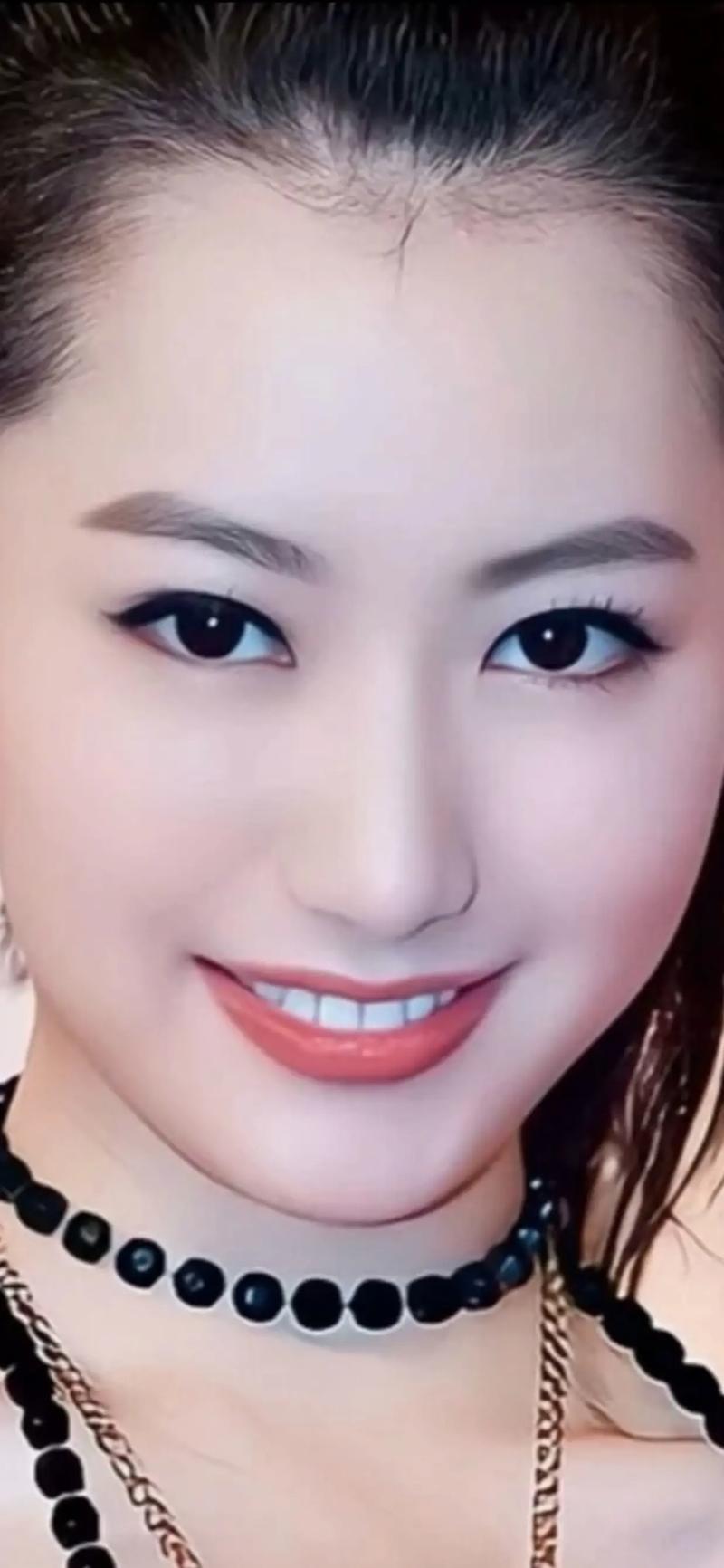 抖音白冰手机型号是什么