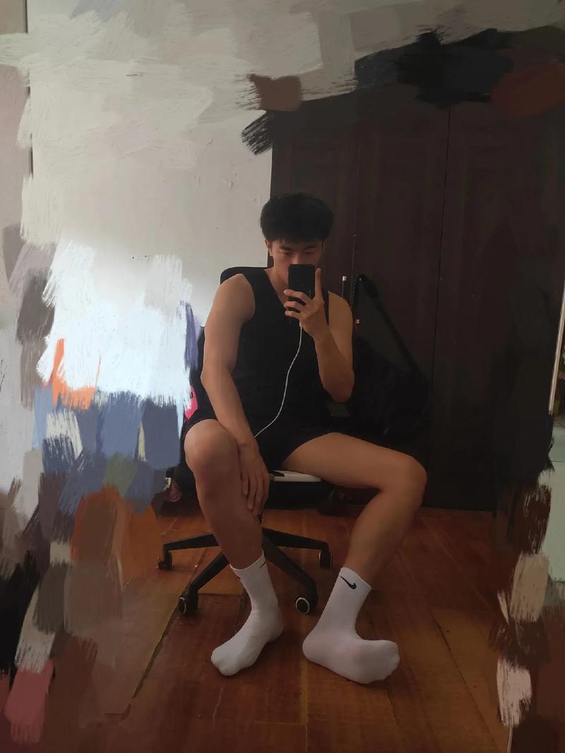 抖音叫小什么的体育生