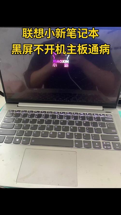 为什么抖音隔一条黑屏