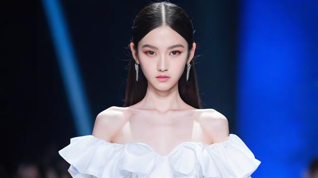 抖音走秀女网红叫什么