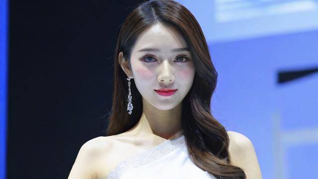 抖音上8号模特叫什么名