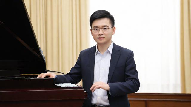 抖音教钢琴的主播叫什么