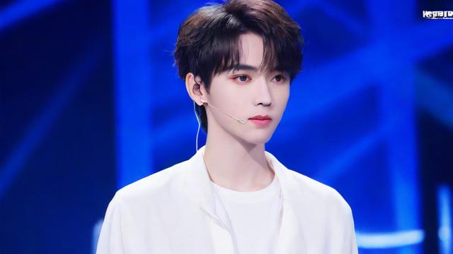 抖音王啸月是什么星座的