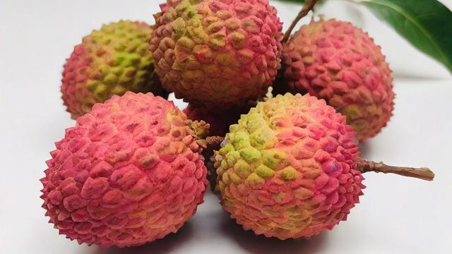 抖音一颗荔枝呀什么梗