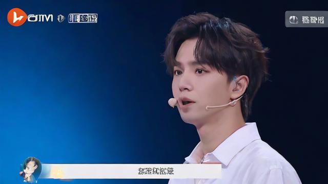 抖音两不疑的歌词是什么