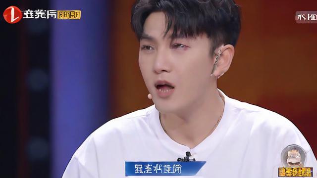 抖音两不疑的歌词是什么