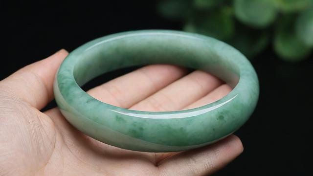 抖音玉镯截胡是什么意思