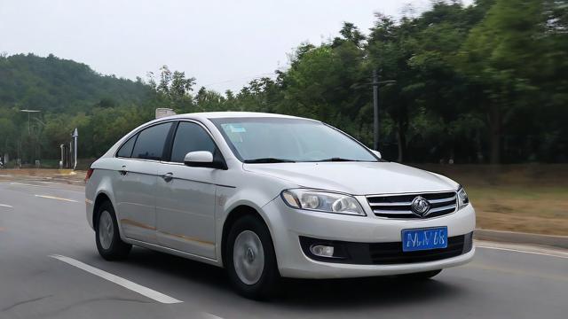 罗亭出租车抖音叫什么