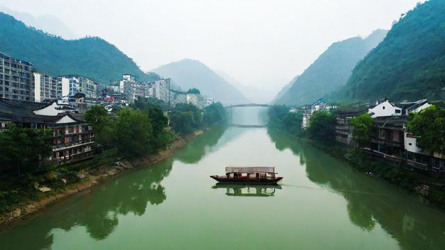 手机怎么投巨量千川？