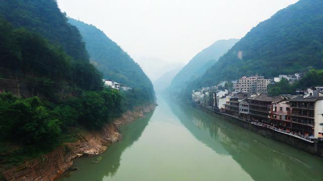 手机怎么投巨量千川？