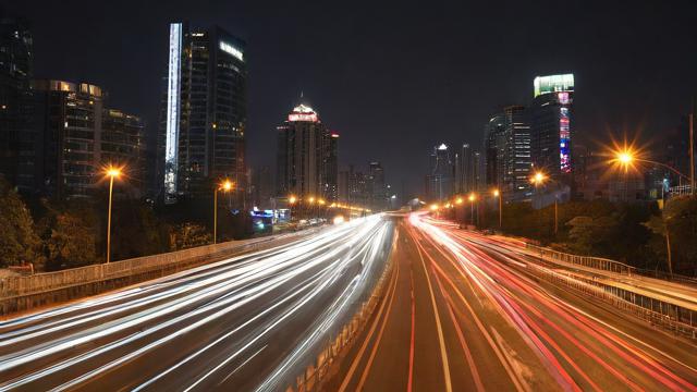 手机100m流量是多少?