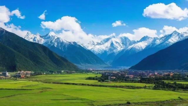 财经千川怎么投？