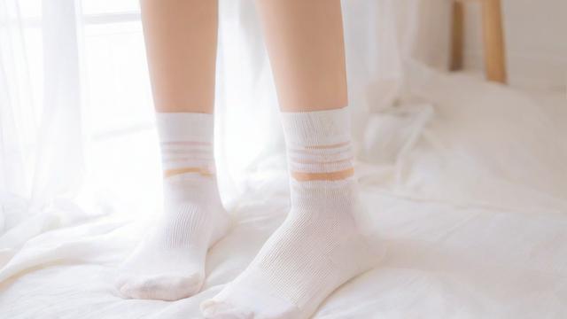 袜子怎么投千川?