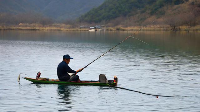 千川渔具怎么投?