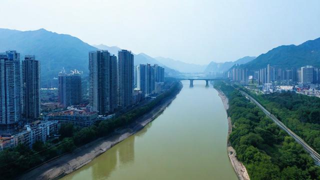 后台怎么投千川？